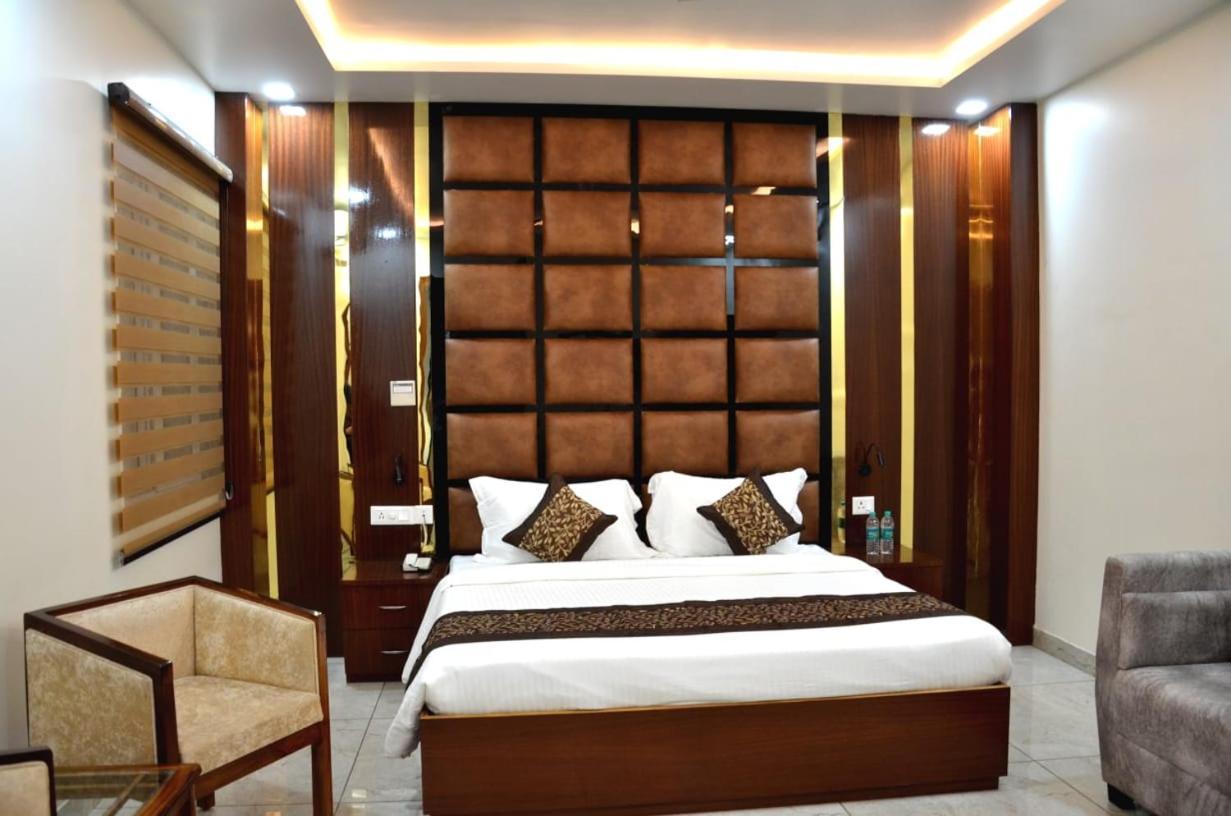 Fabhotel Roselle Inn Лакхнау Екстер'єр фото