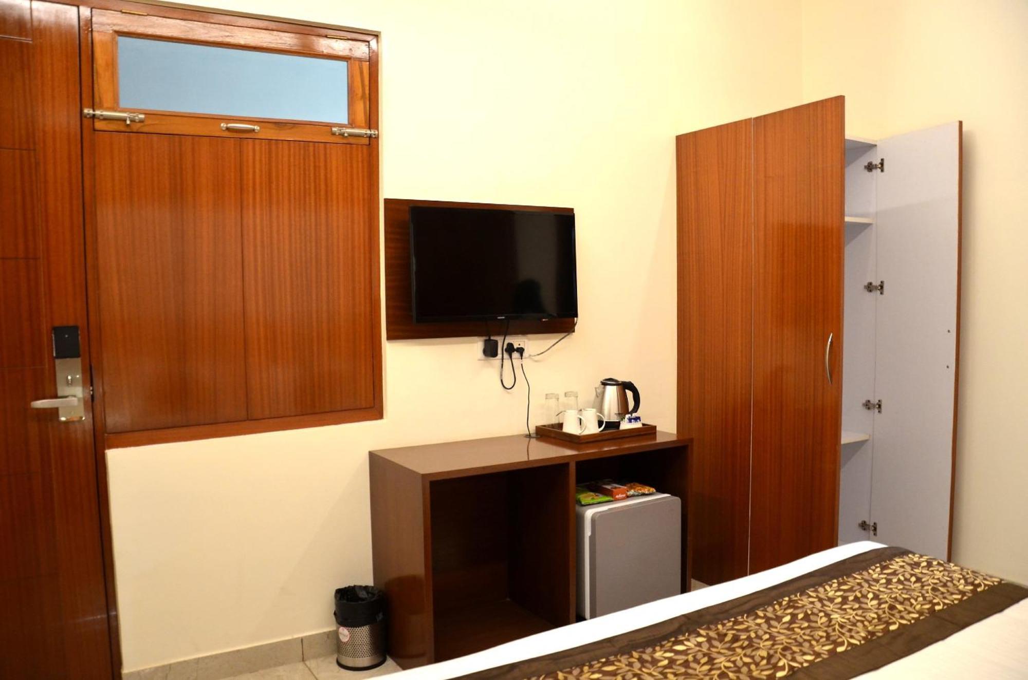 Fabhotel Roselle Inn Лакхнау Екстер'єр фото