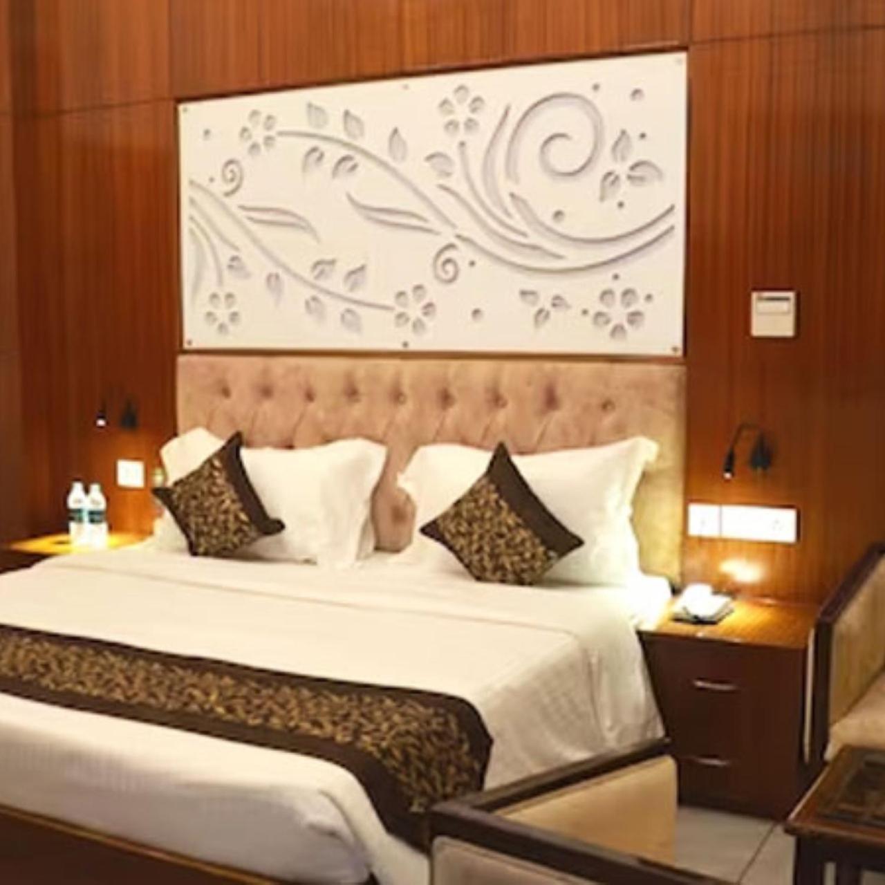 Fabhotel Roselle Inn Лакхнау Екстер'єр фото