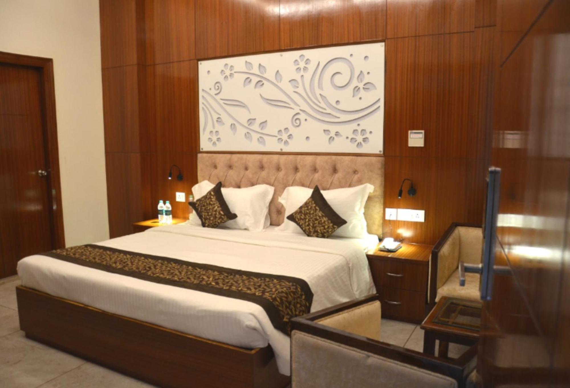 Fabhotel Roselle Inn Лакхнау Екстер'єр фото