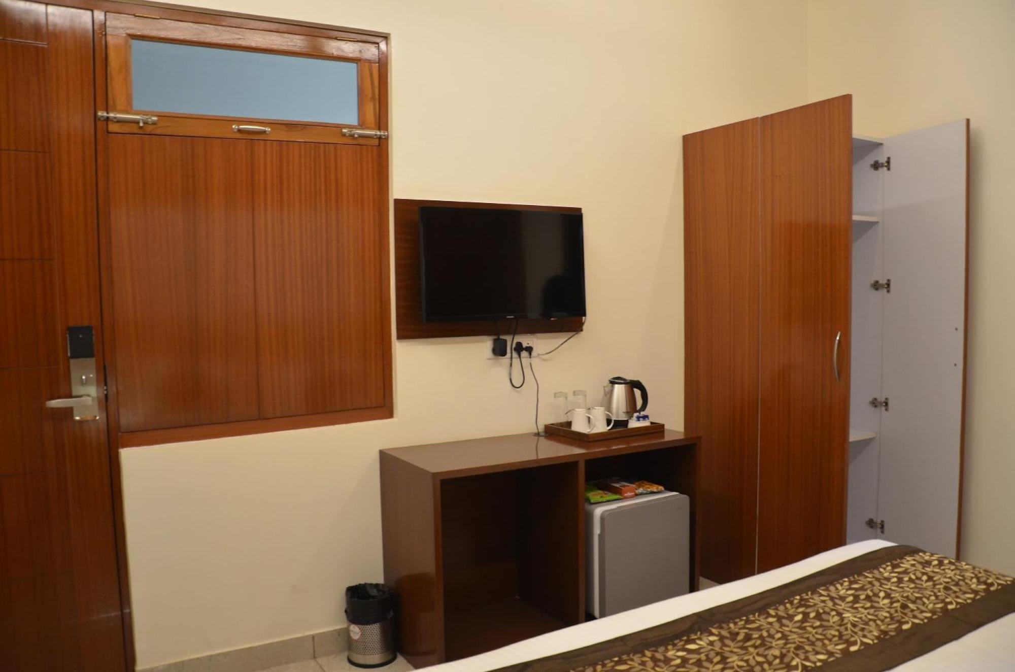 Fabhotel Roselle Inn Лакхнау Екстер'єр фото