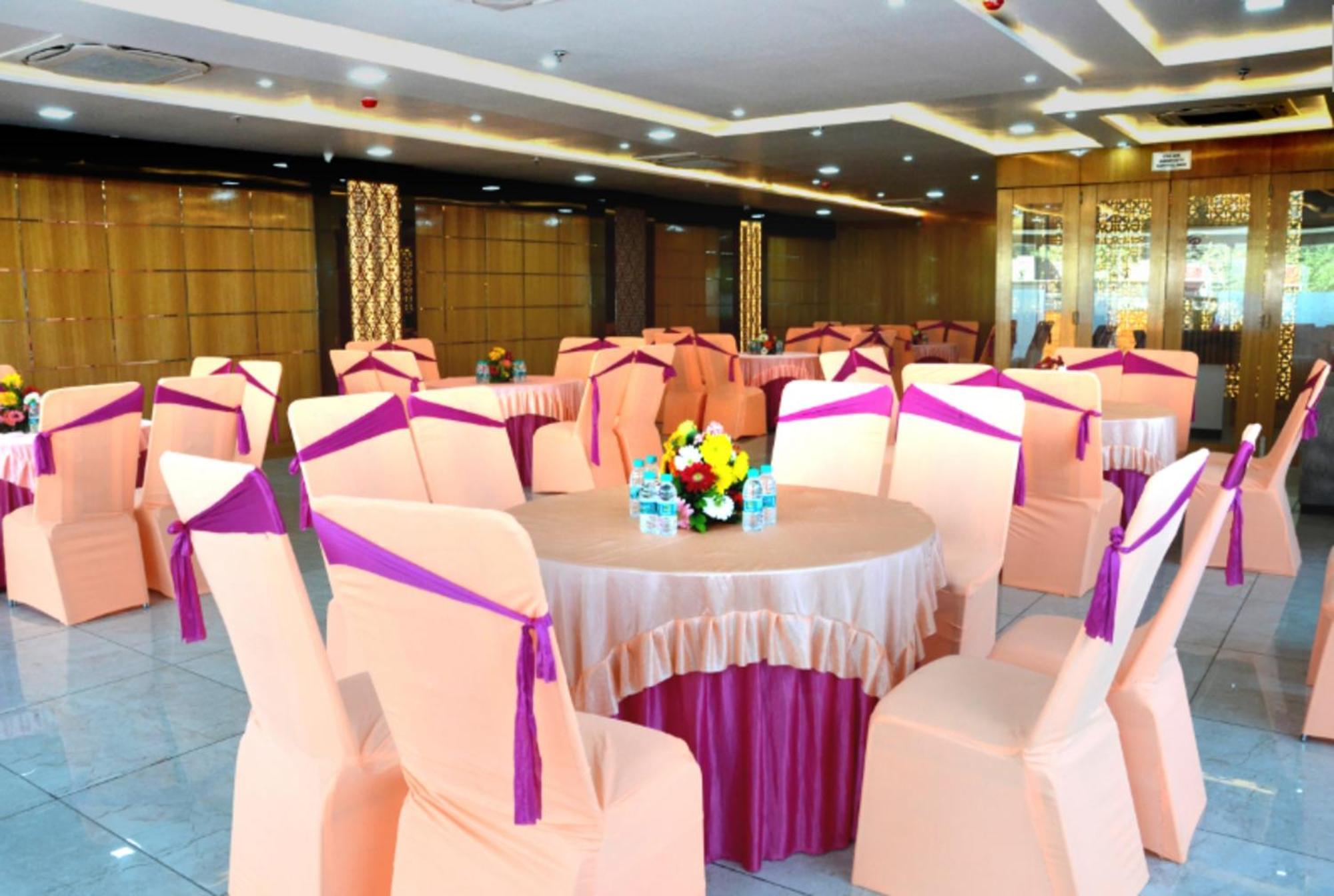 Fabhotel Roselle Inn Лакхнау Екстер'єр фото